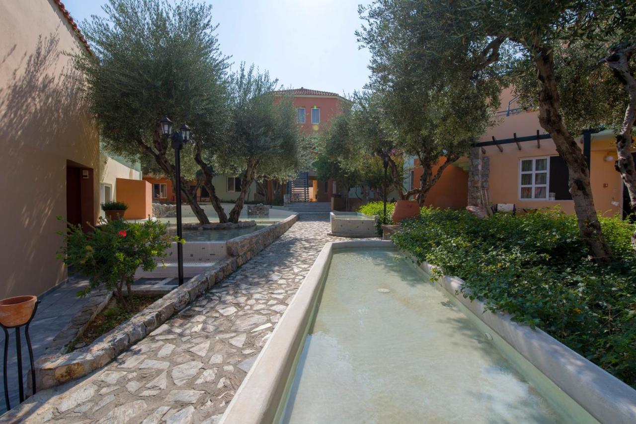 Stefan Village Hotel Agia Marina  Ngoại thất bức ảnh